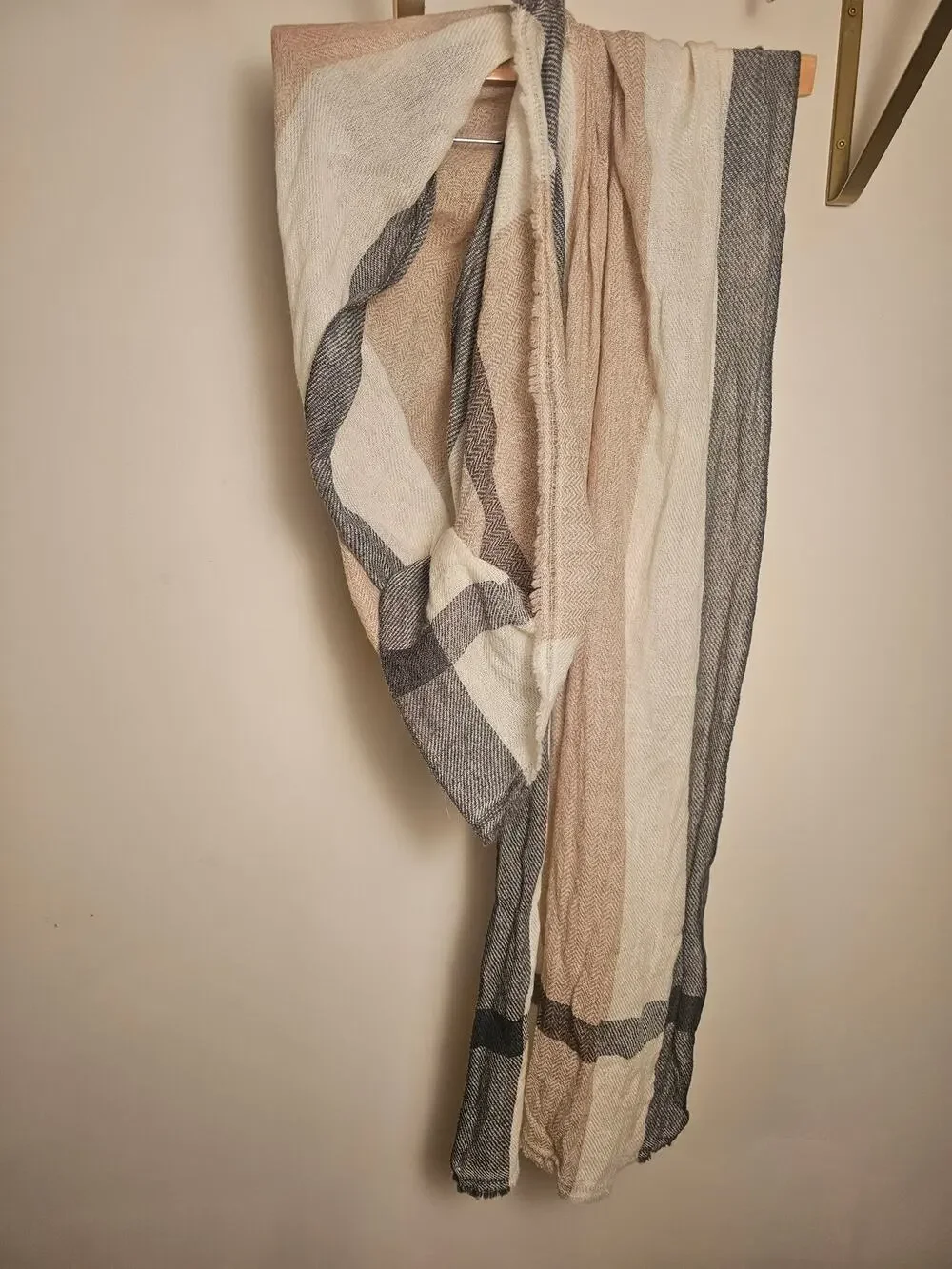 Handmade Cashmere Scarf From Nepal 27